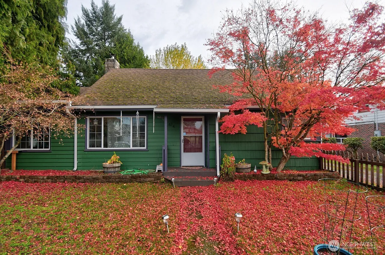 614 Alder Street photo 1