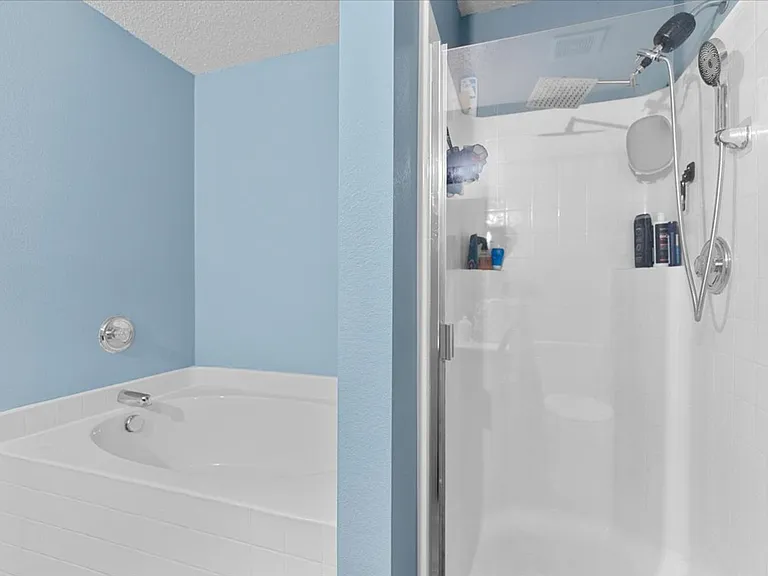 5401 Pandale Valley Dr — Photo 23