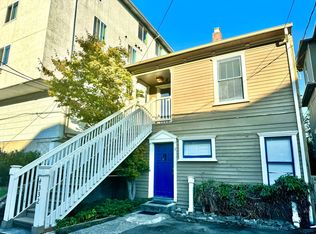 4332 8th Ave NE #2, Seattle, WA 98105