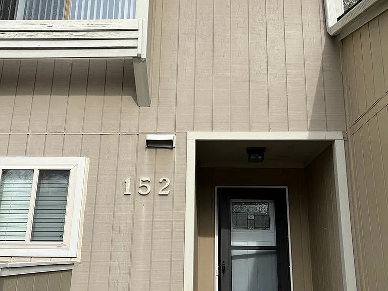 152 Quarterdeck Townes — Photo 1