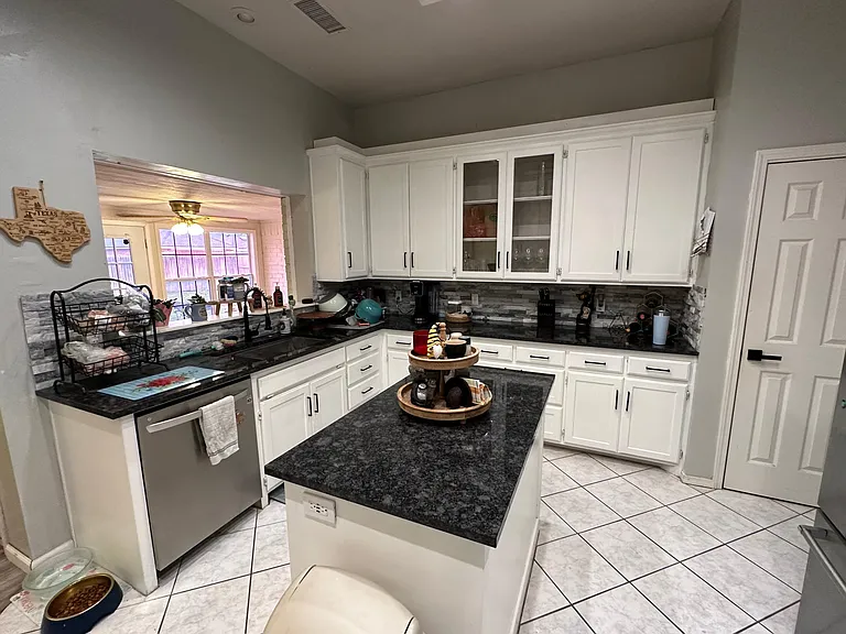 7501 Sheldon Rd — Photo 7