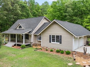 420 Darren Dr, Fayetteville, GA 30215