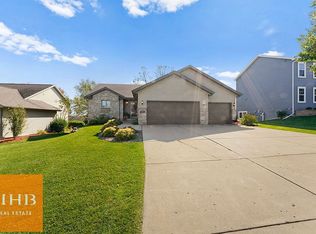 3145 Collingwood Dr, Sun Prairie, WI