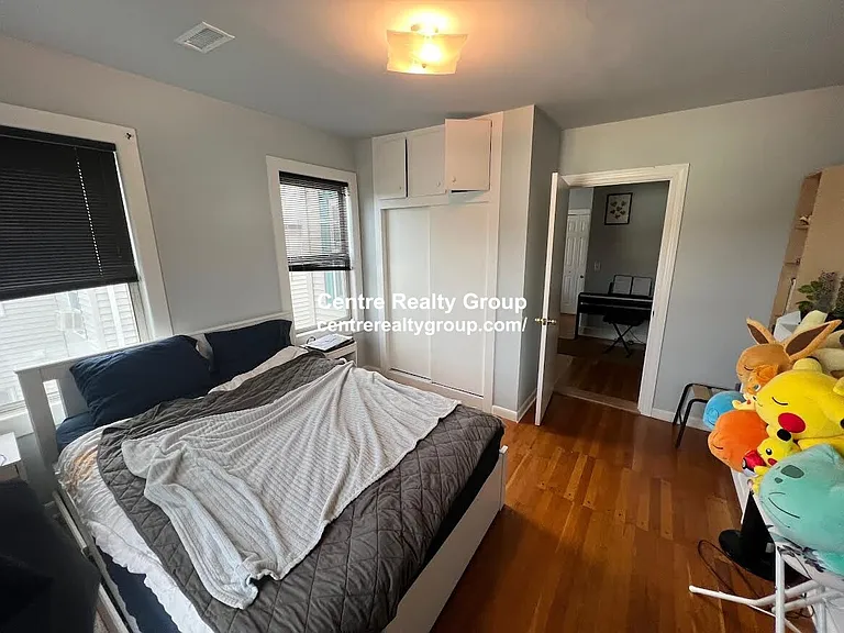 13 Sharon St #2 — Photo 7