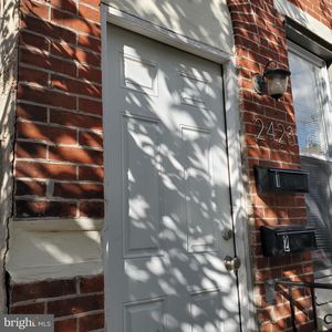 2423 W Jefferson St, Philadelphia, PA, 19121