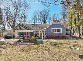 4014 Earhart Rd, Ann Arbor, MI 48105