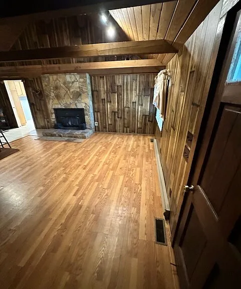 440 Shadow Ln — Photo 2