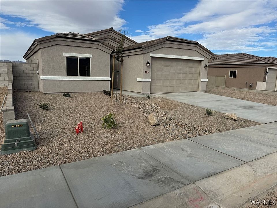 2nd image of 3610 Charleston Loop