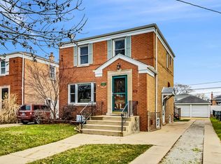 10425 S Lawndale Ave, Chicago, IL 60655