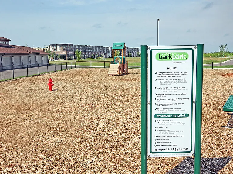 Parkview East — Photo 8