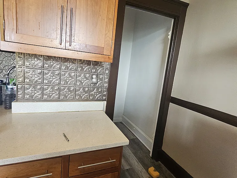 2333 S Lawndale Ave — Photo 17