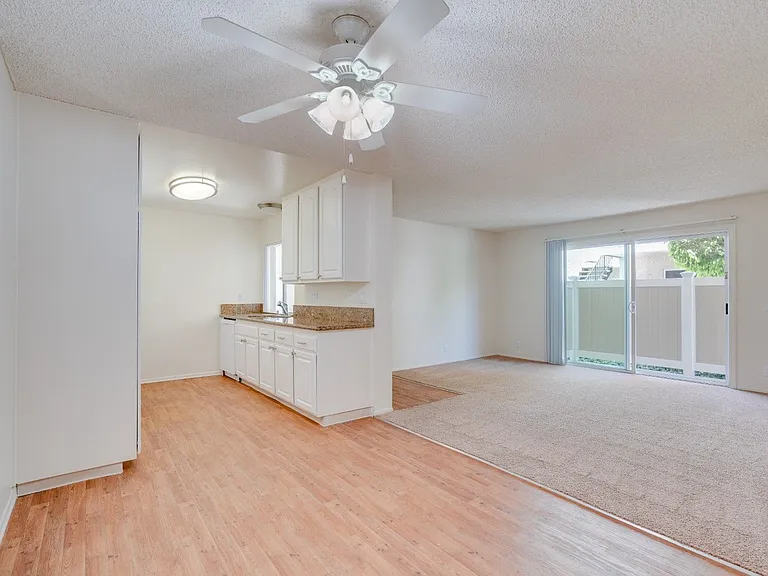 Bradbury Park Apartments — Photo 23