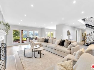 3551 Westfall Dr, Encino, CA 91436