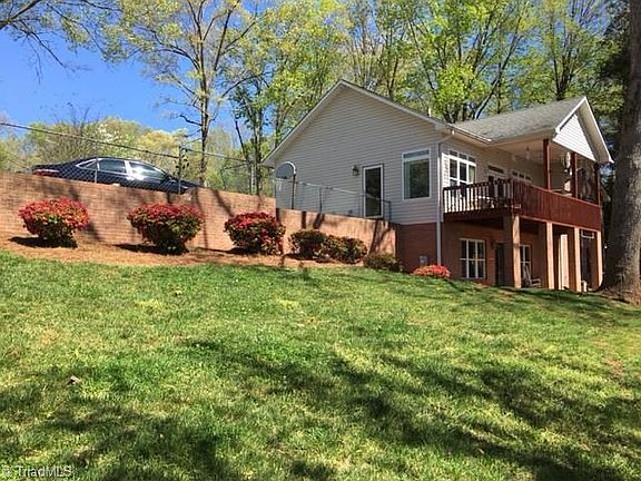 2nd image of 1611 Warf Rd