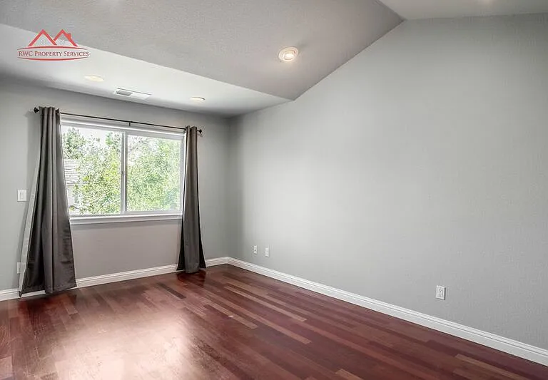 6497 Hirabayashi Dr — Photo 33