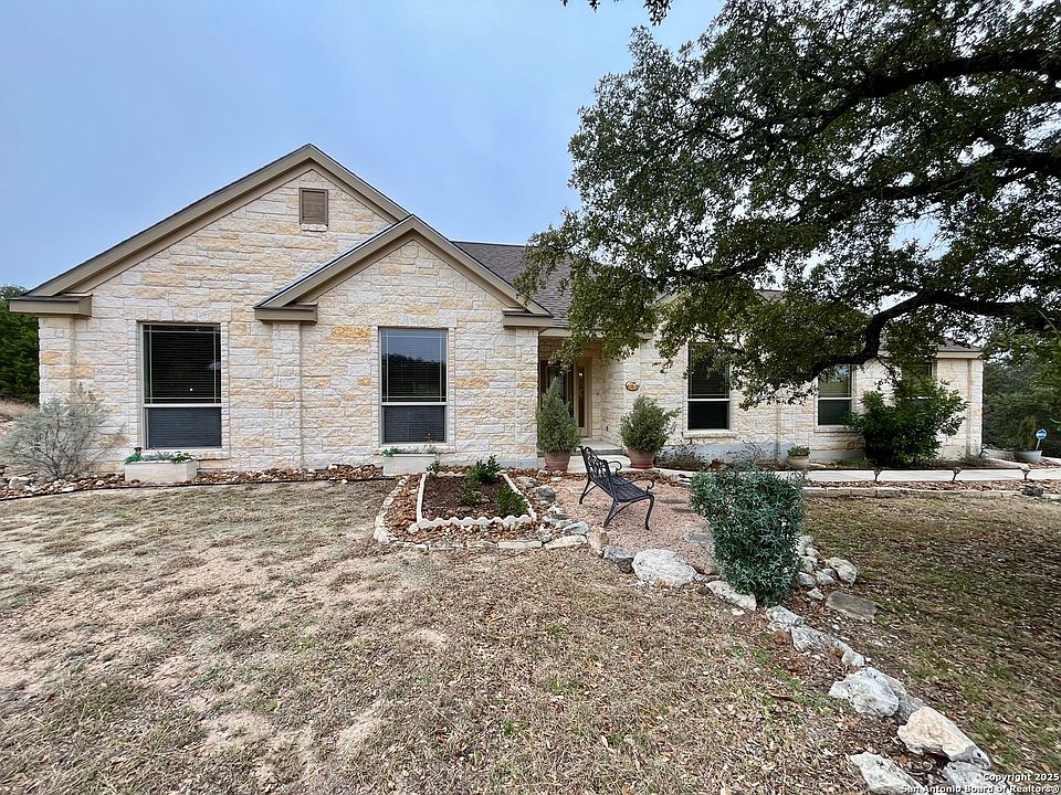 1st image of 1152 LATIGO BLVD