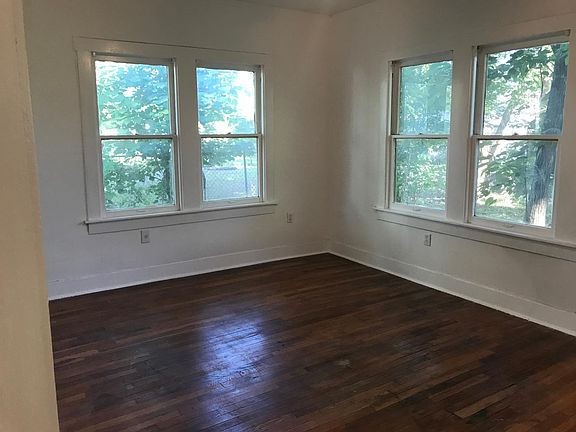 4th image of 816 W Lynwood Ave