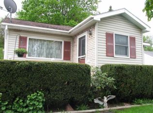 3211 Oneida St, Sauquoit, NY 13456
