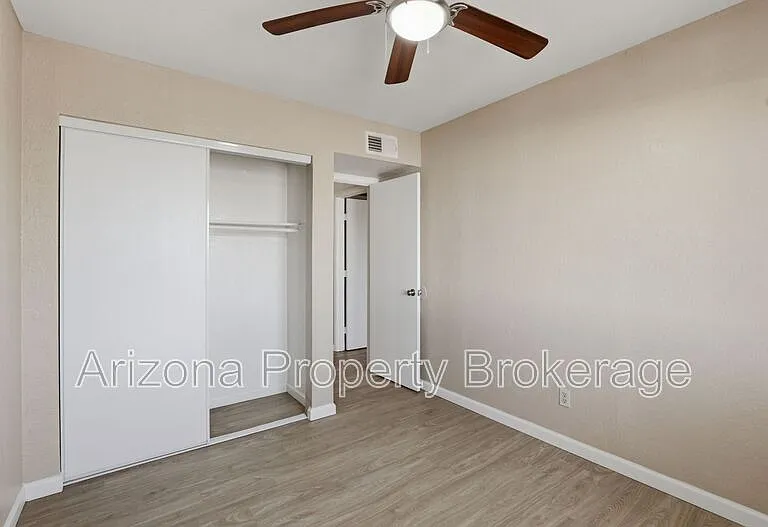 607 W Rio Salado Pkwy #205 — Photo 7
