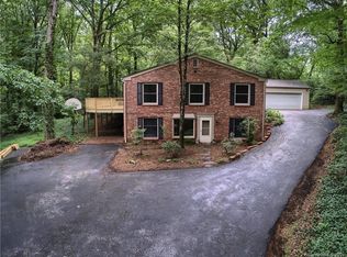 626 N Rugby Rd, Hendersonville, NC 28791