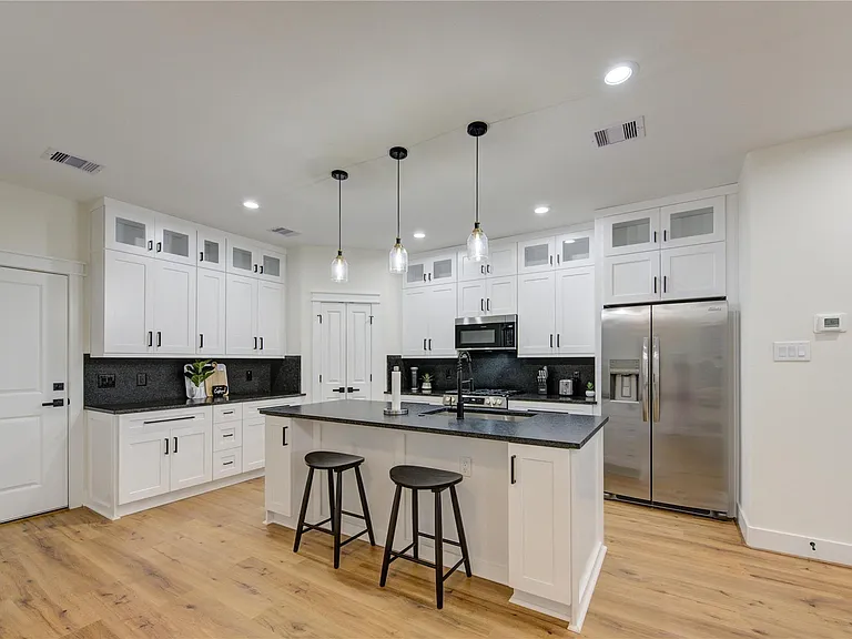 3406 Garapan St #A — Photo 14