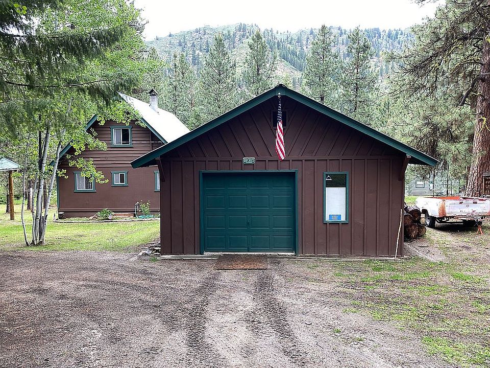 2nd image of 4 Pine Dr