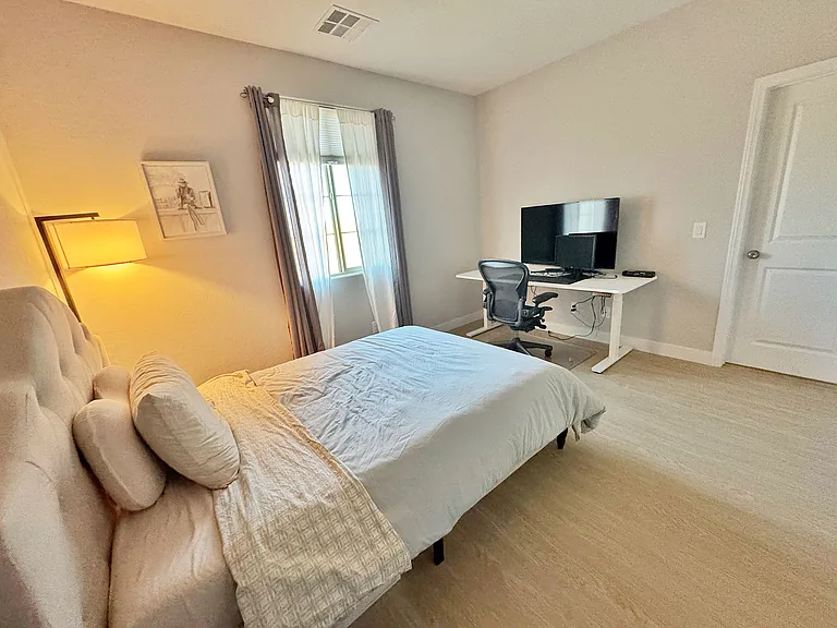237 Zenobia Ct — Photo 34