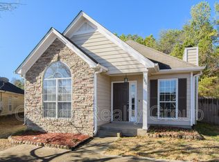 165 Mayfair Ln, Calera, AL 35040