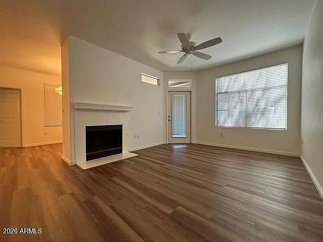2 bed, 2.0 bath, 997 sqft, $1,850 — Photo 2