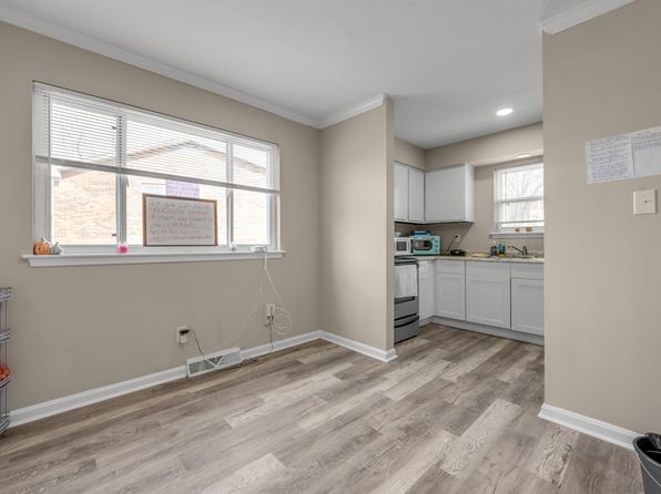 lexington-kentucky-2054773756 picture