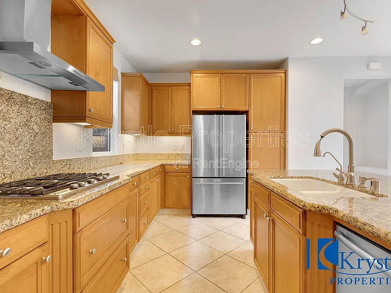 1010 Madrone Ave — Photo 8