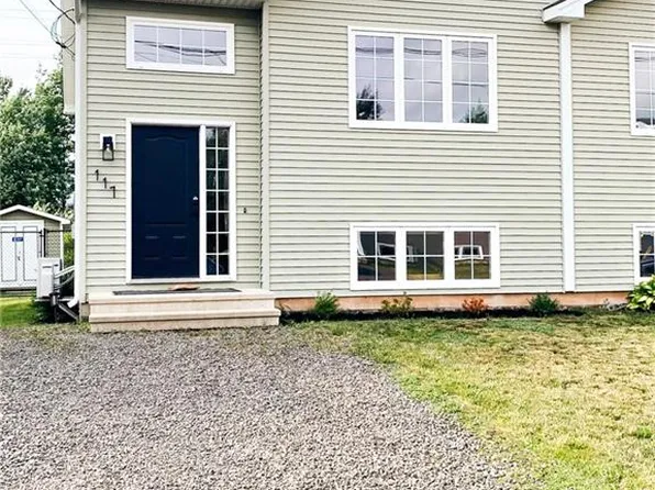117 Clarendon Dr, Moncton, NB E1G 0M8