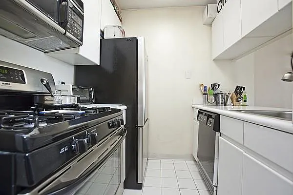 Sold by Modlin Group | media 25