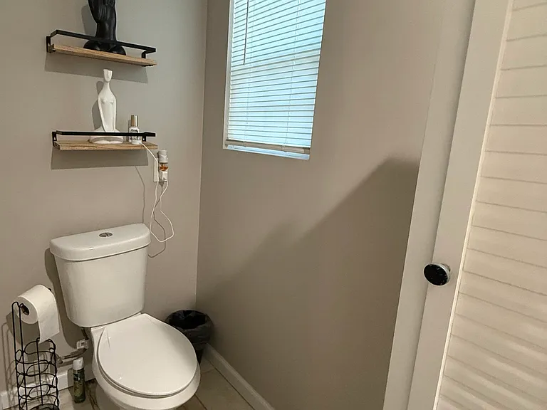26 Henderson Ave — Photo 6