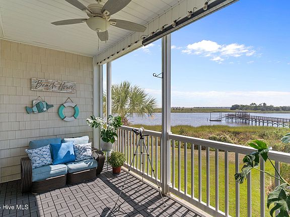 4th image of 1135 Park Road SW Unit 4103