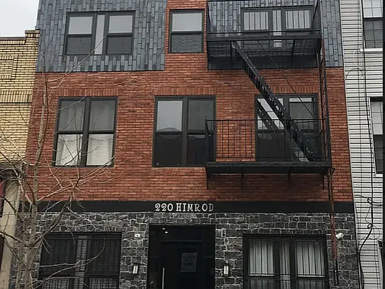 220 Himrod St #2L — Photo 11