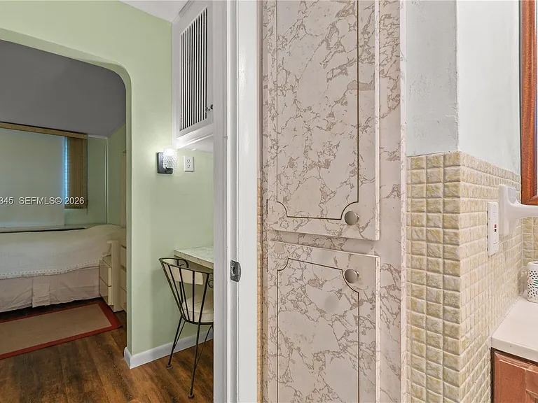 2861 Leonard Dr #F208 — Photo 16