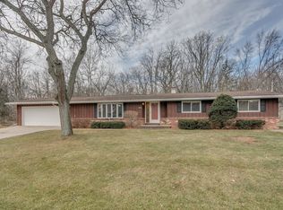 25 Pine Ct, Appleton, WI 54914