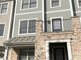 5890 Winberry Creek Dr, Dublin, OH 43016