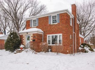 1307 Newcastle Ave, Westchester, IL 60154