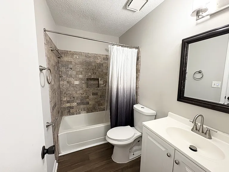 6646 Wellington Sq #1 — Photo 10
