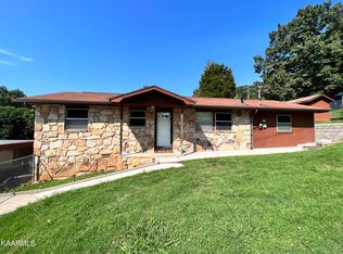 500 N G St, Lenoir City, TN 37771