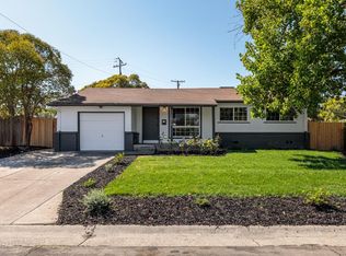 1814 Bowling Green Dr, Sacramento, CA 95815