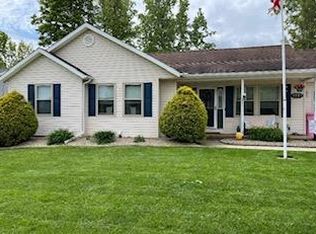 1861 August Dr, Ontario, OH 44906