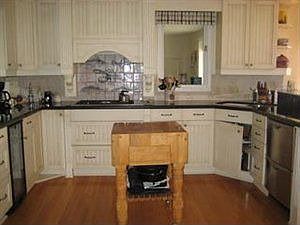4th image of 4423 Lakeside Dr