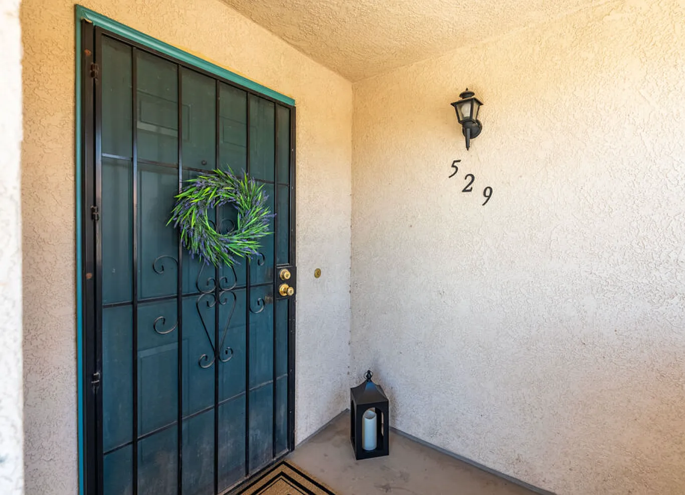 3 bed, 1180 sqft, $2,100 — Photo 4