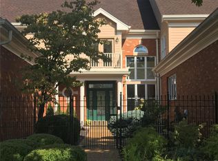226 Carlyle Lake Dr, Saint Louis, MO 63141