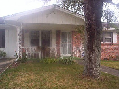 2nd image of 480 Roundtree Rd