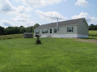 842 Hunts Pond Rd, New Berlin, NY 13411