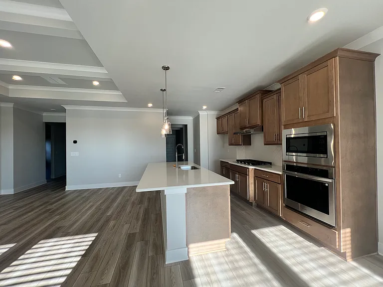 150 Rose Lake Ct — Photo 16